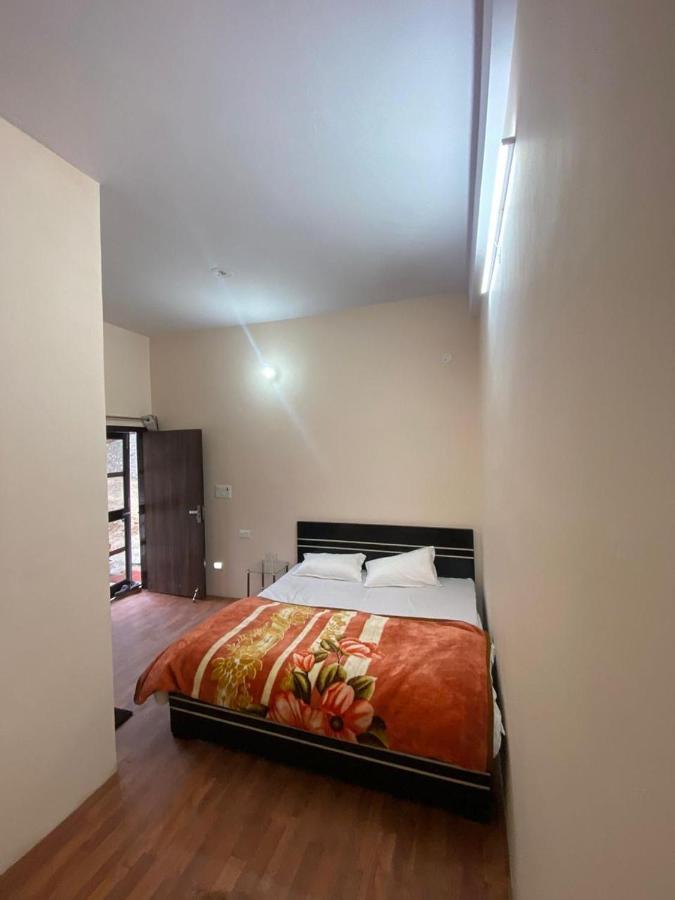 Chirag Homestay Kainchi Nainital Exterior photo